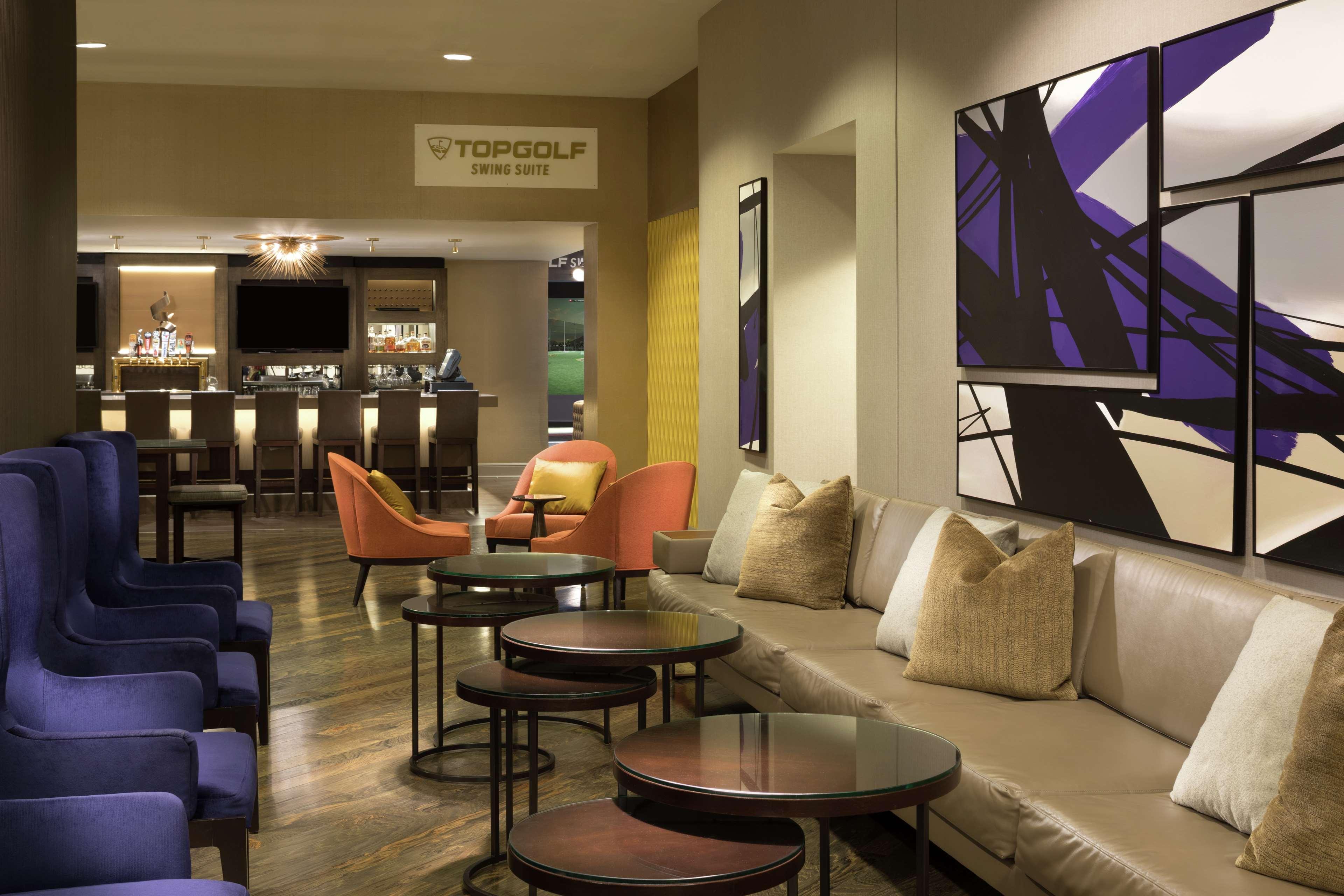 Doubletree By Hilton Hotel Dallas Campbell Centre Екстериор снимка